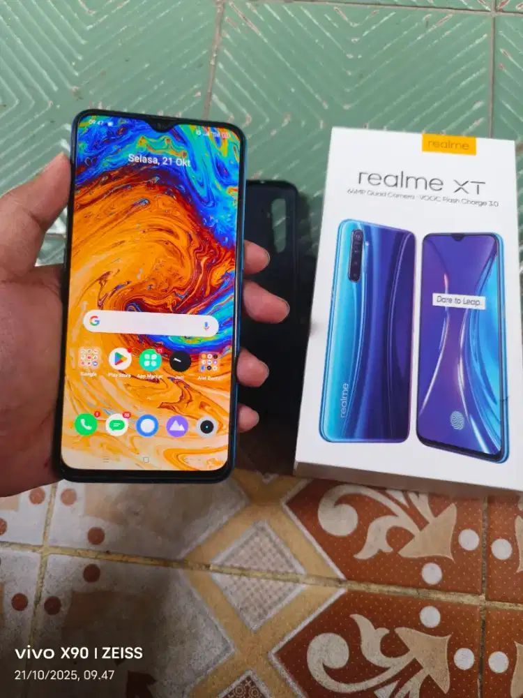 REALME XT RAM 8GB/128GB