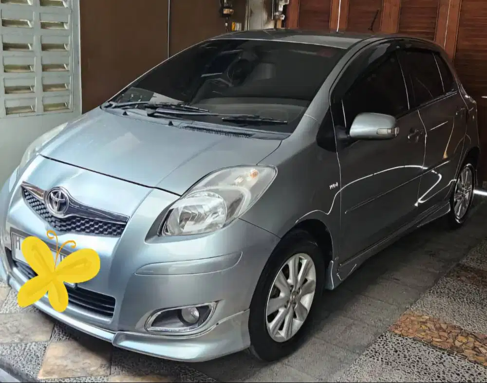 jual mobil yaris mantap bagus LANGKA