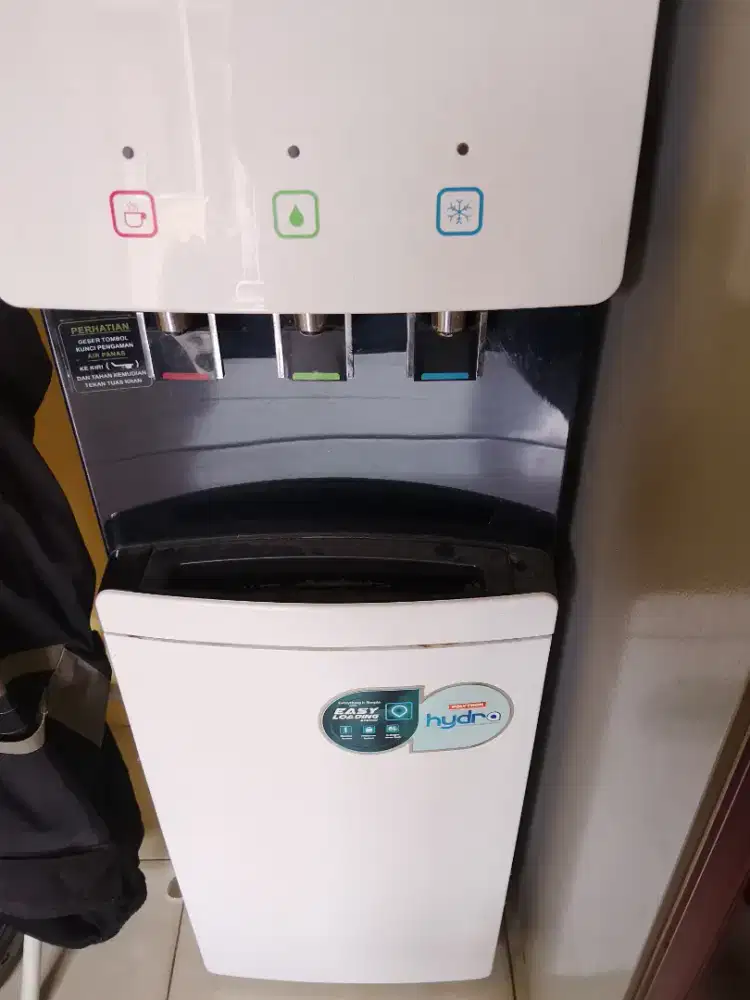 Dispenser merk polytron