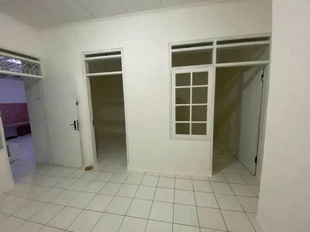Sewa Rumah Taman Kopo Indah 2 (3 Kamar Tidur)