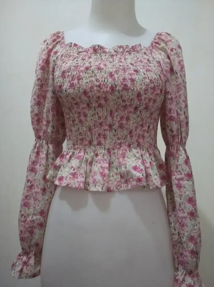 atasan kerut motif