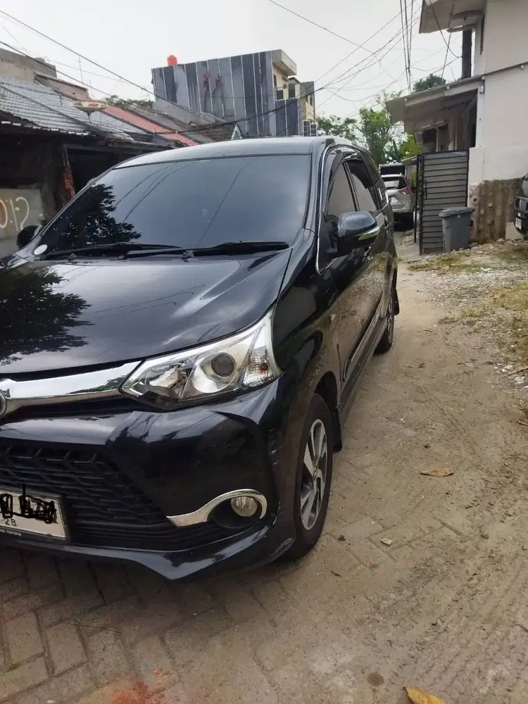 TOYOTA AVANZA 2018