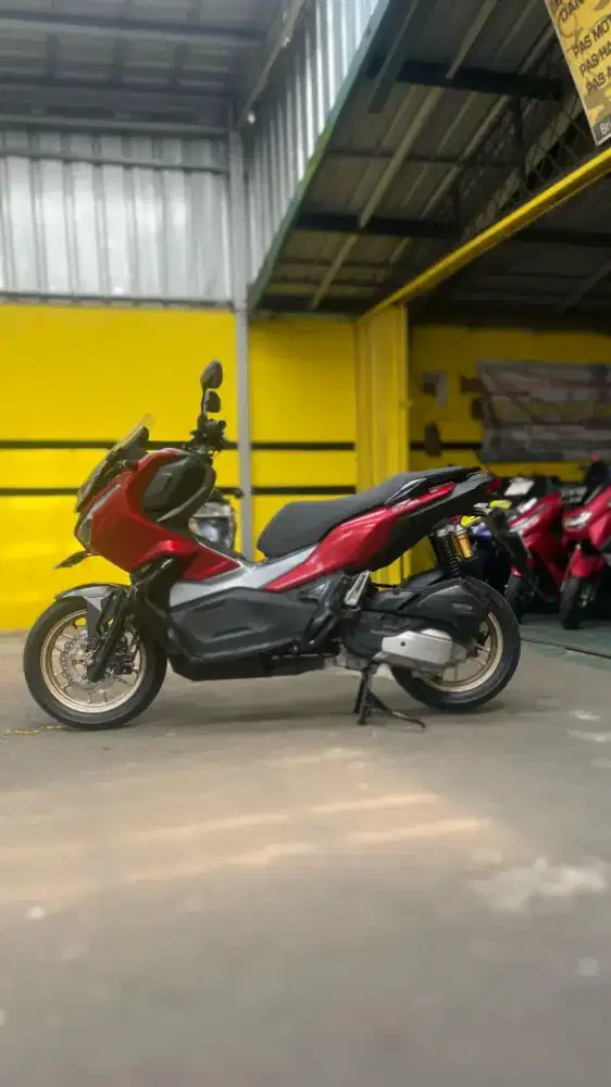 HONDA ADV 150 CBS 2019 KM RENDAH