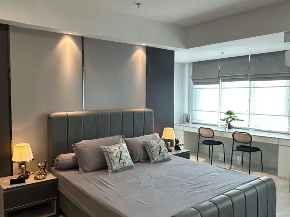 Sewa Apartemen Condominium Luxurious Manhattan