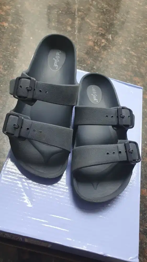 sandal outdoor anak