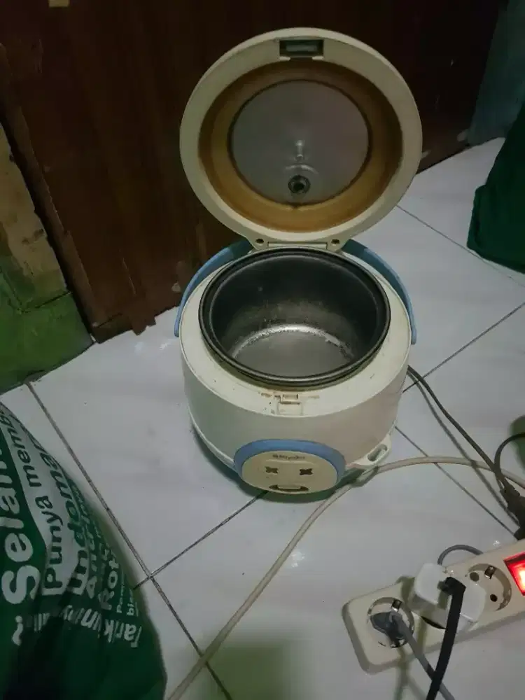 Magicom merek miyako