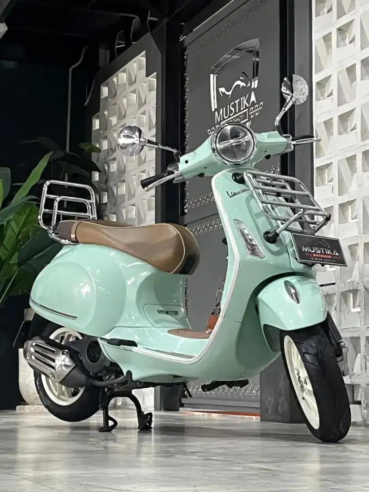 VESPA PRIMAVERA PICNIC EDITION 2021 - Chintia Mustika