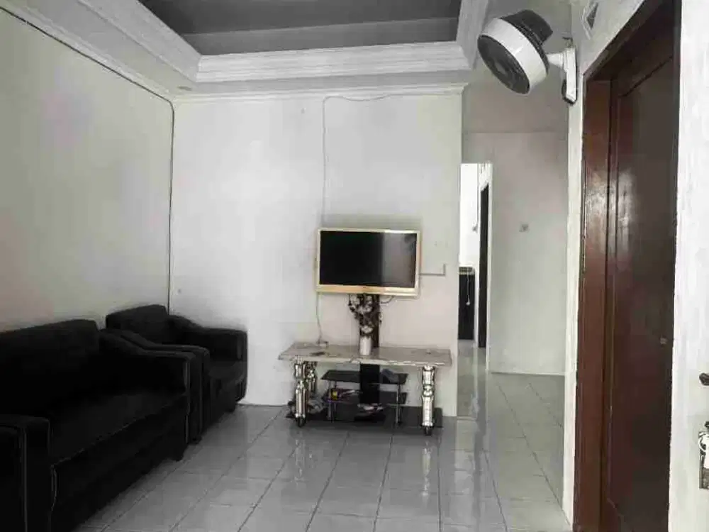 Dijual cepat rumah second di Komplek Alam indah Cipondoh luas 84m2