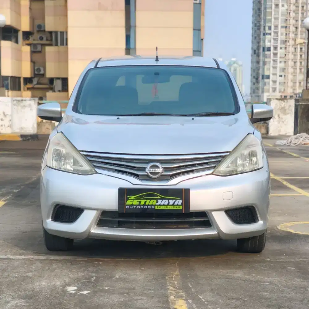 Nissan grand livina SV 1500cc at 2015
