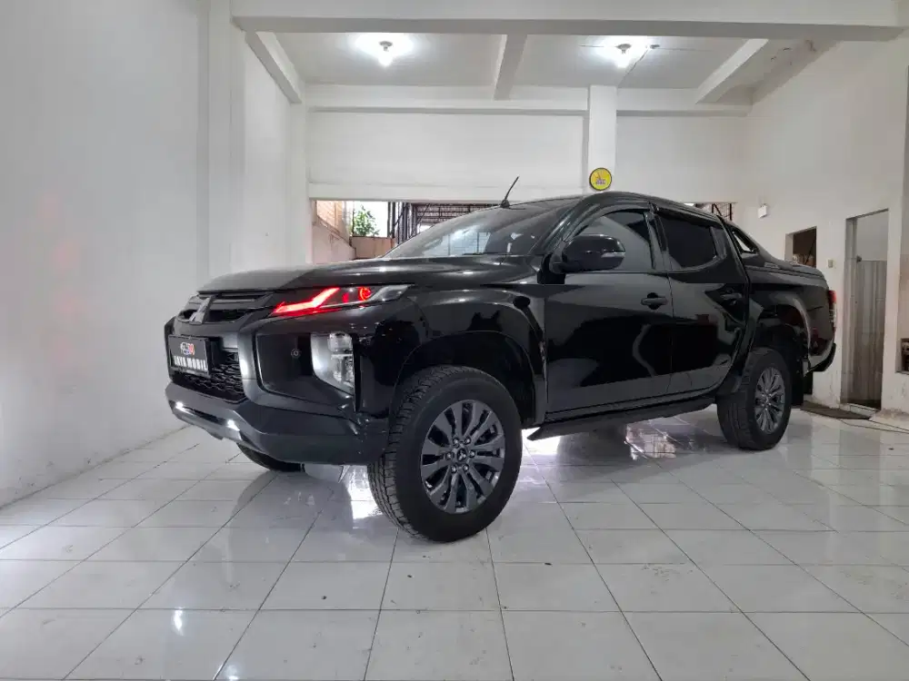 MITSUBISHI TRITON ULTIMATE 4x4 A/T, 2020