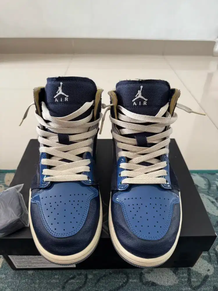 Nike AIR JORDAN 1 MID SE CRAFT