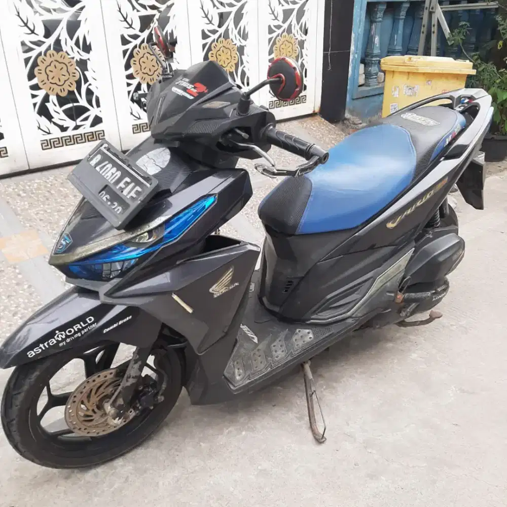 Honda Vario LED 125 2015 ss lengkap mesin bagus plat B Tangerang