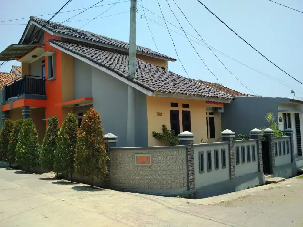Dijual rumah Perum Permata blok P2 No.1 Cikembar Sukabumi Jawa barat