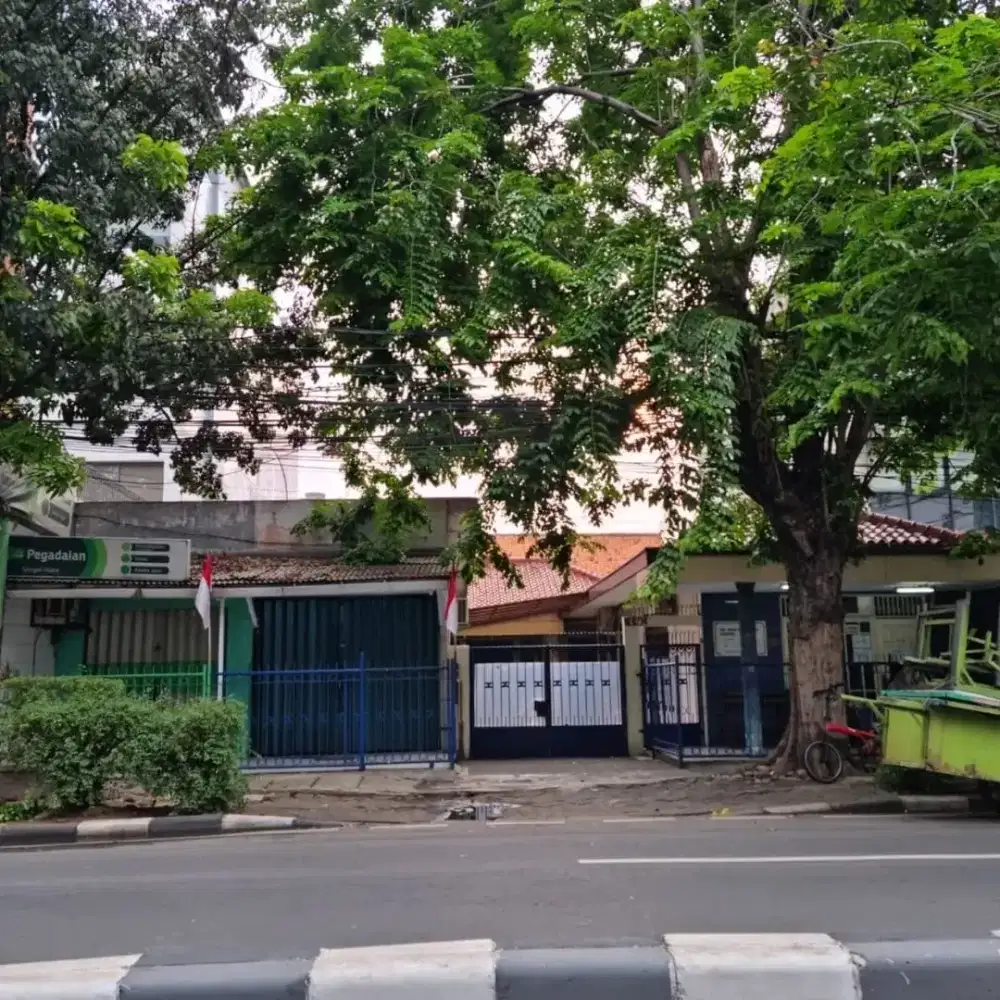 Dijual Cepat! Rumah Pinggir Jalan Raya, Lokasi Super Strategis!”