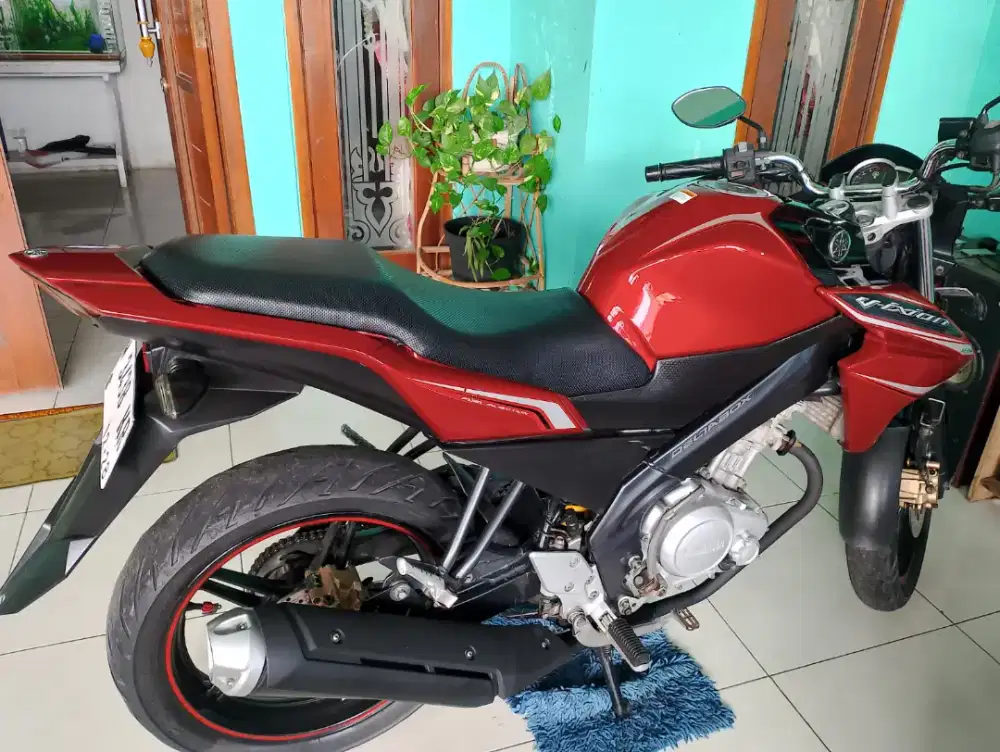 D jual motor Vixion tahun 2013