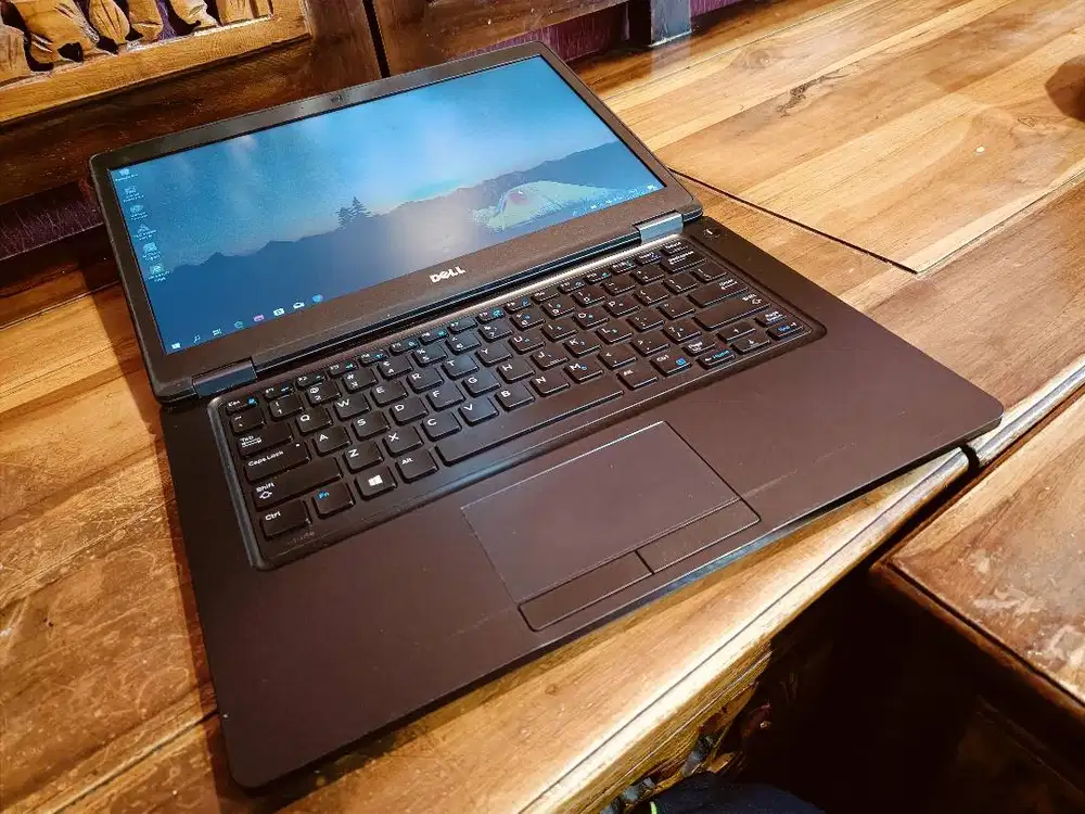 Laptop Dell 5480 Core i7 Gen7 VGA Nvidia 930MX Baterai 5 Jam