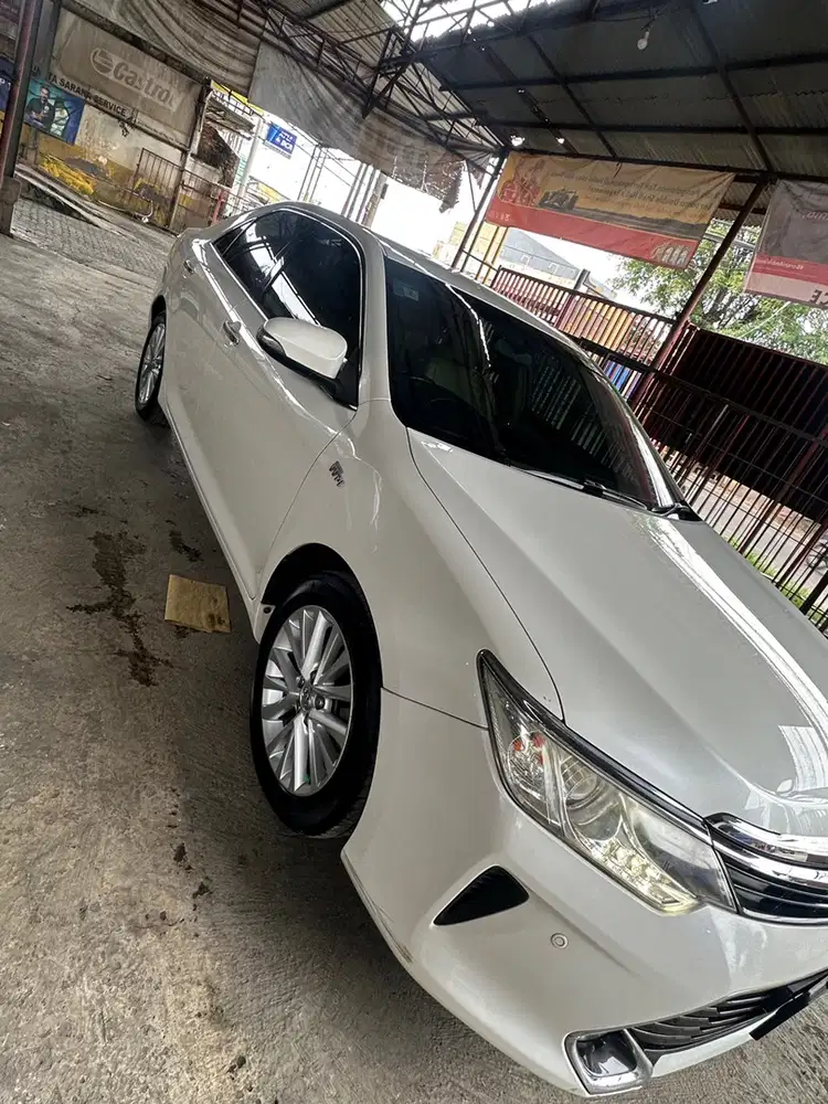 Toyota Camry 2017 Bensin