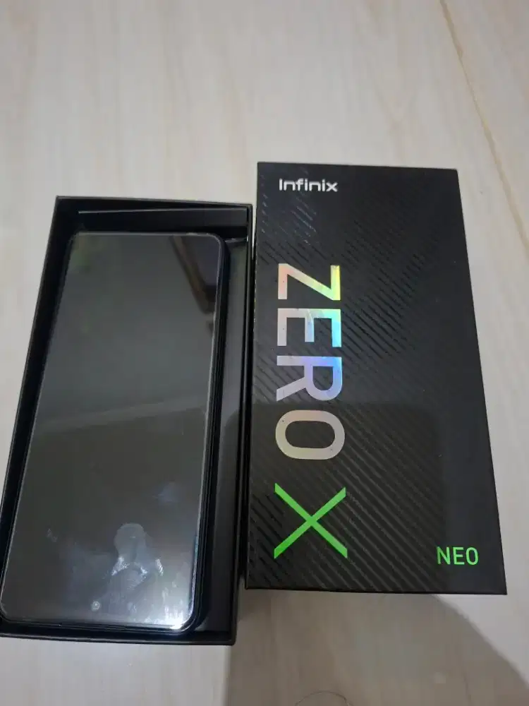 Handphone HP Infinix zero x neo 8/128 Bekas