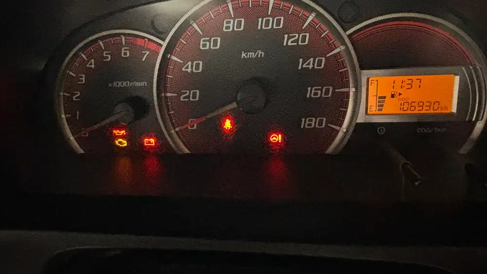 Toyota Avanza 2013 Bensin