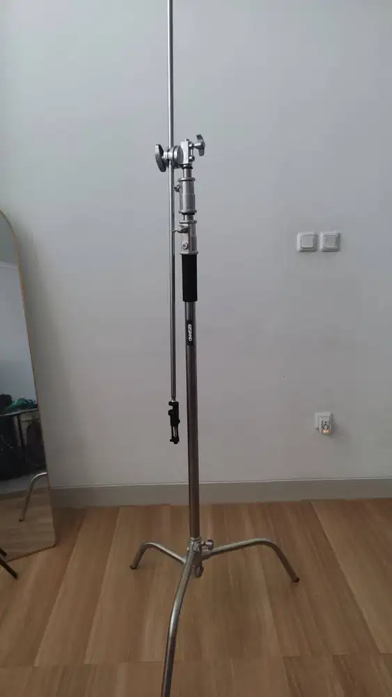 EZSTAND C-Stand and Boom Arm