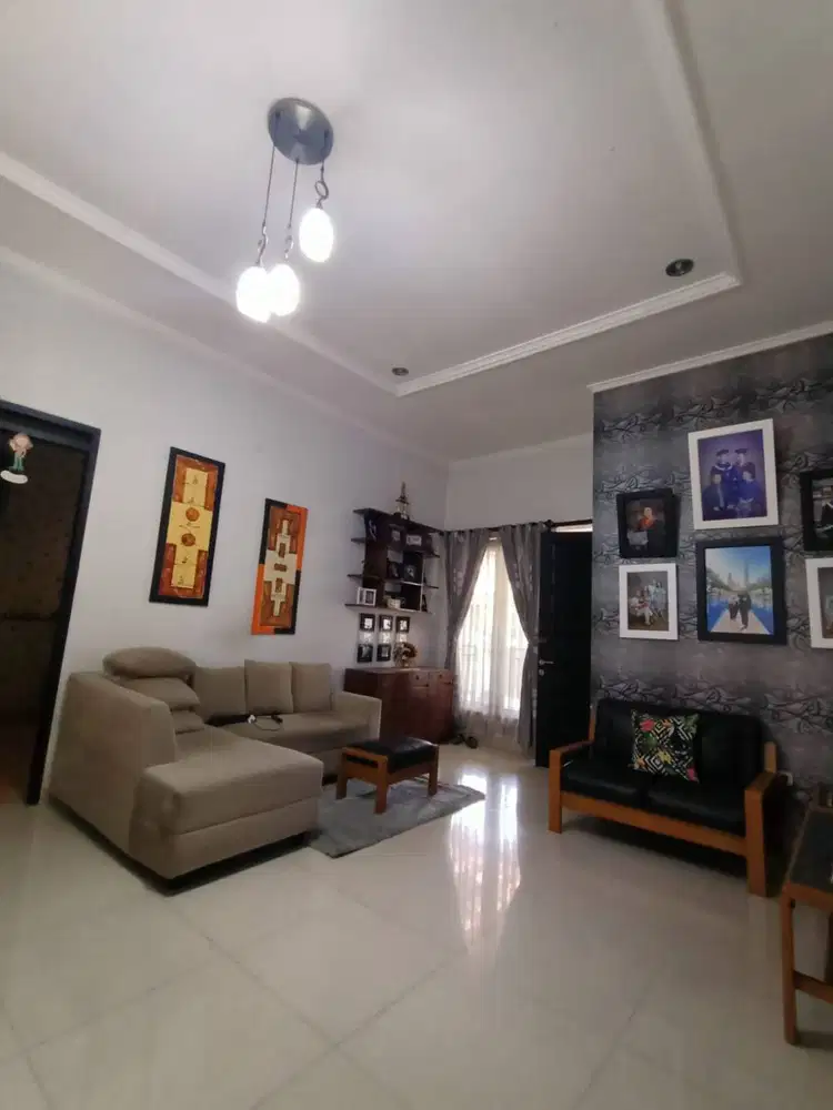 Dijual Rumah Hook di Taman Kopo Indah Bandung Siap Huni