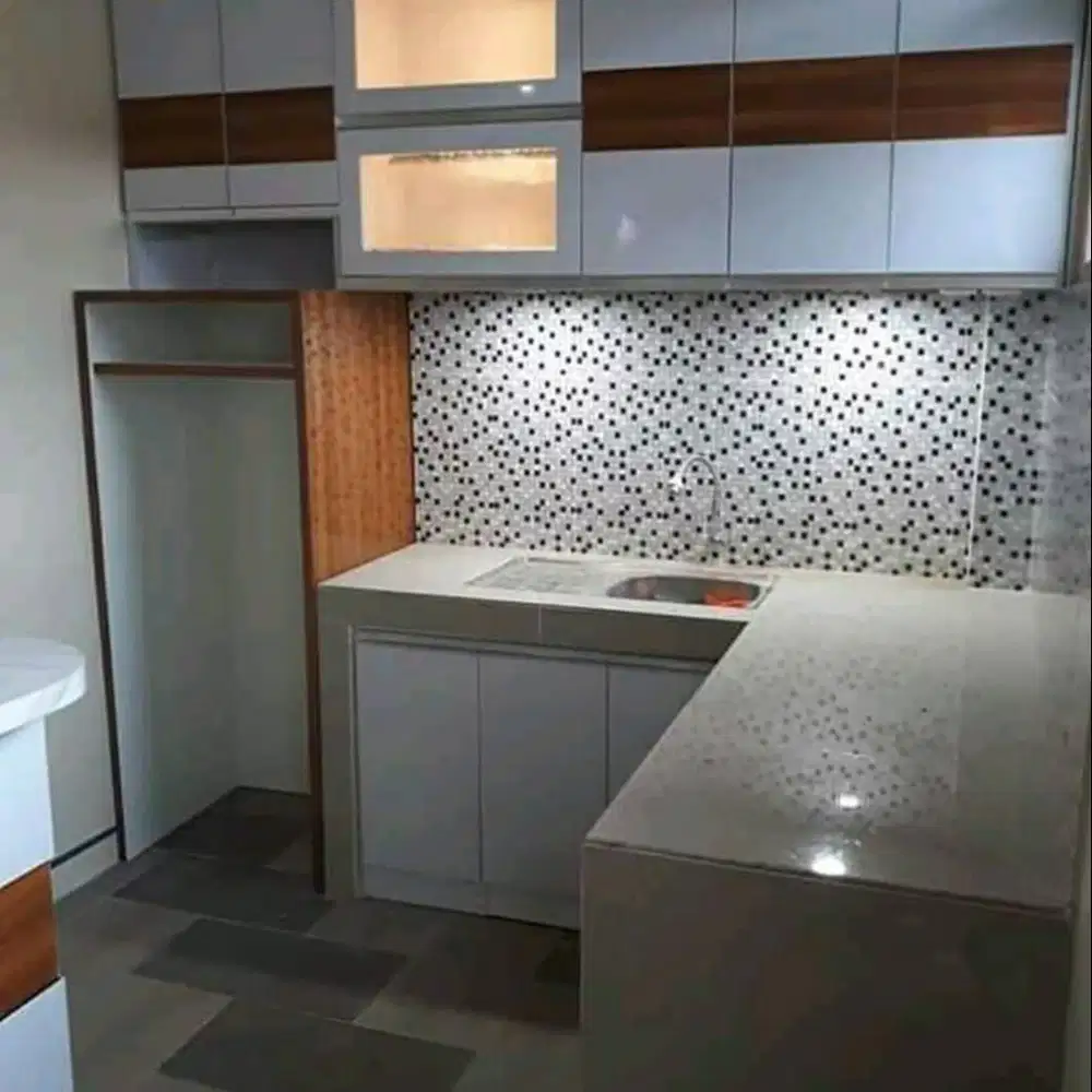 Custom Interior Kitchen Set, Backdrop TV, Lemari, Wardrobe, Kitchenset