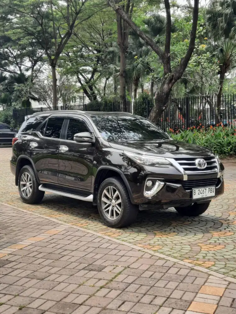 Toyota Fortuner SRZ 2.7 AT Bensin 2017
