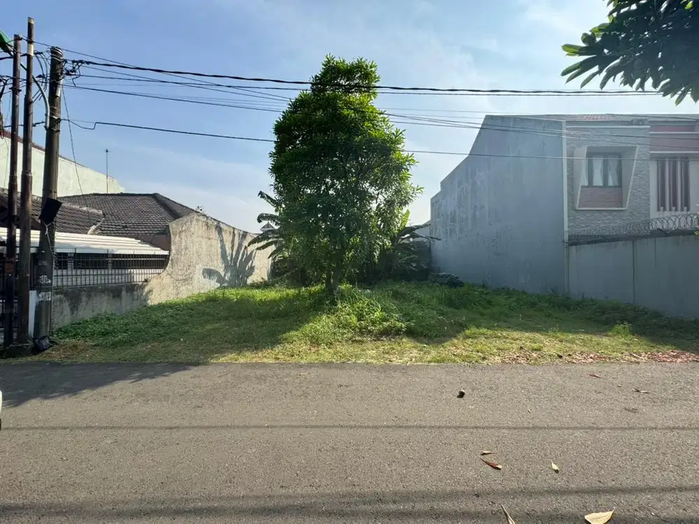 Tanah di pondok bambu
