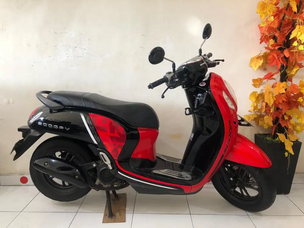 Honda Scoopy Th.2021 merah!!