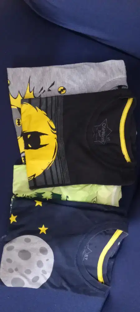 Baju kaos anak laki-laki