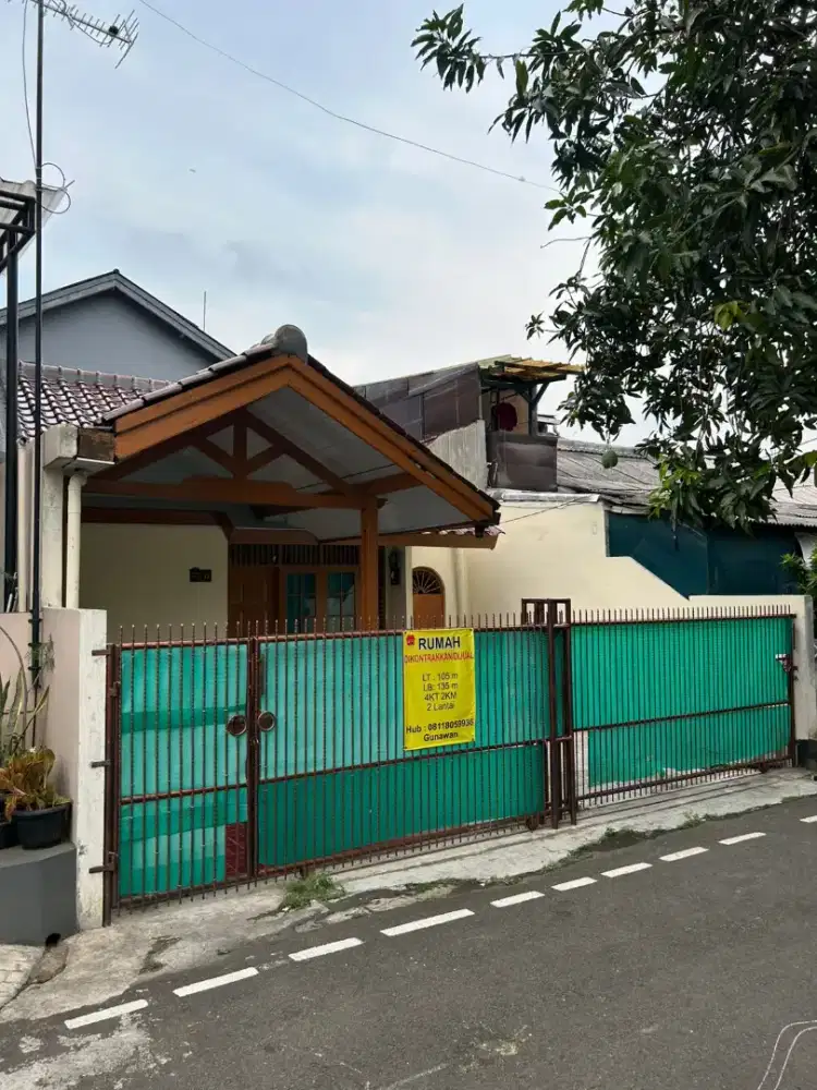 Disewakan rumah di komplek Bermis, depan ada Halte Busway Bermis
