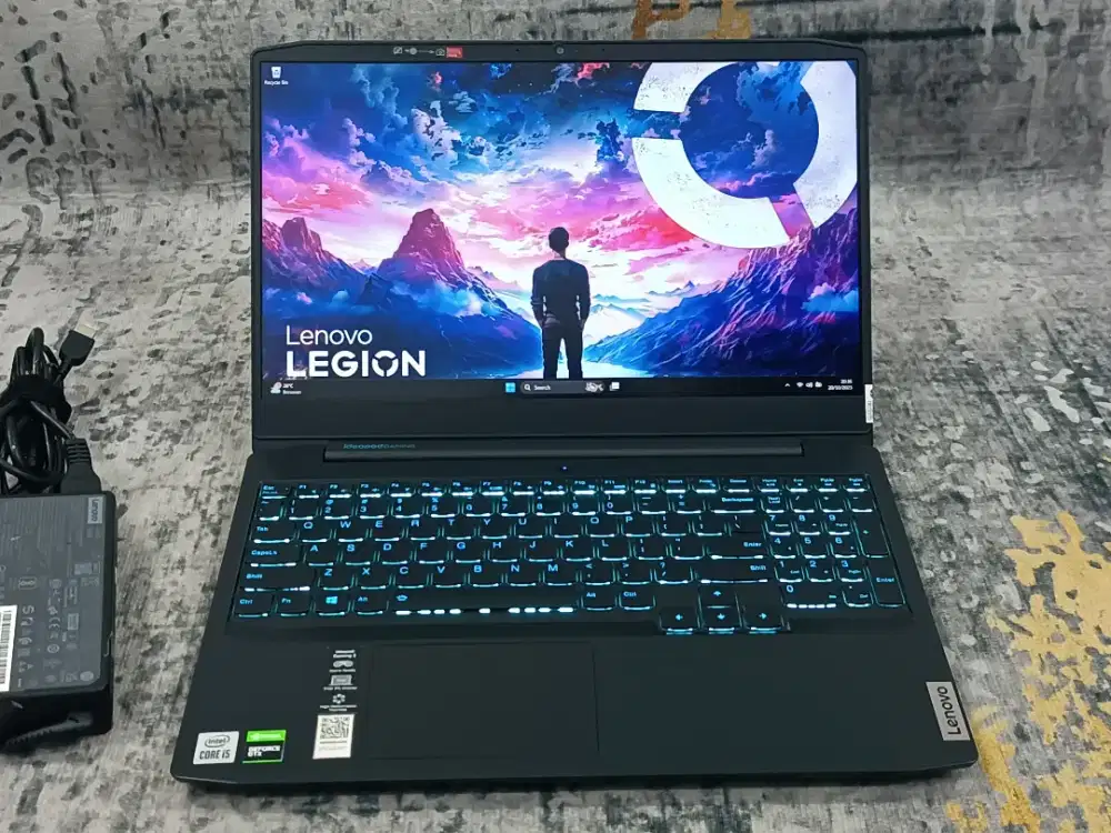 Lenovo Gaming 3 Core i5-10300H 16GB 512GB GTX 1650 Ti 4GB FHD Like New