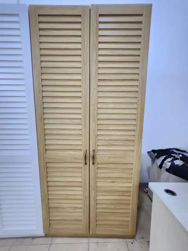 Lemari 2 pintu tinggi 2 meter