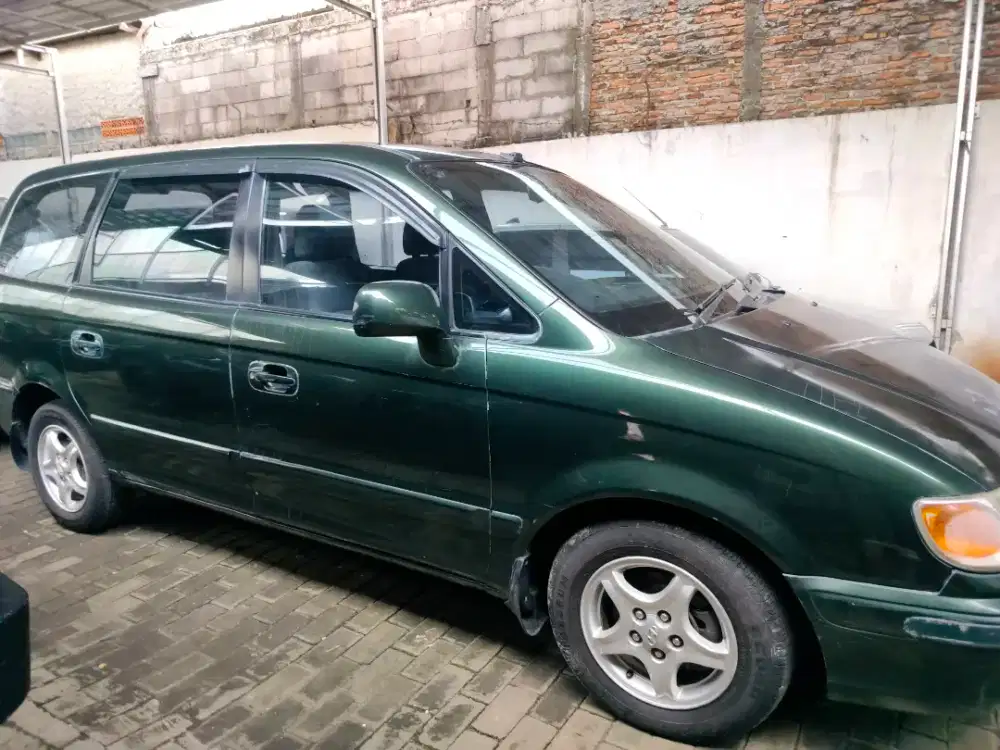 Hyundai trajet Gls manual th2000