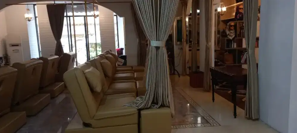 Dibutuhkan karyawan spa!