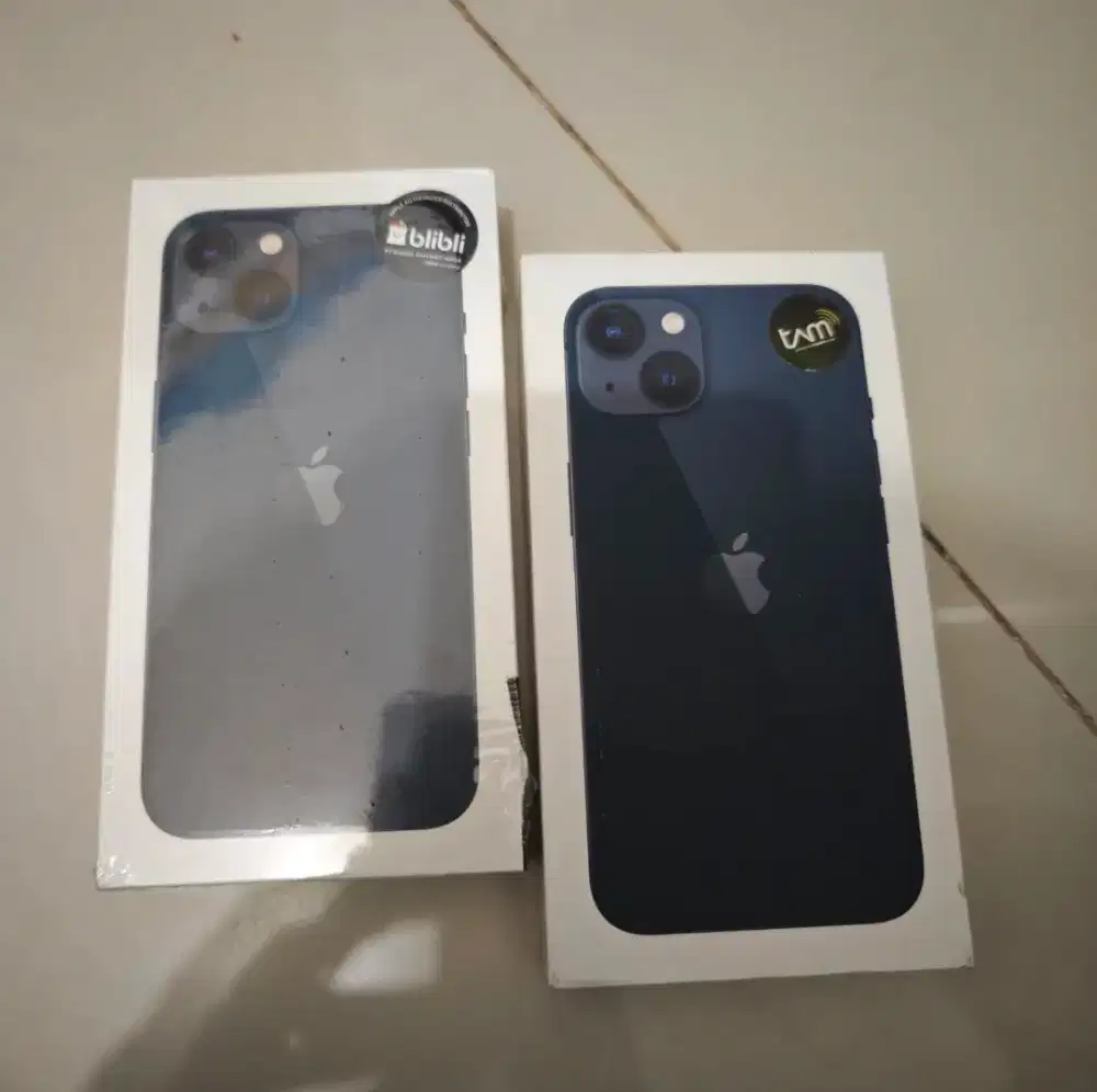 IPHONE 13 128 GARANSI RESMI IBOX 1 TAHUN NO REPACK