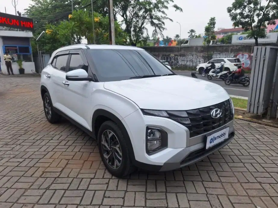 LOW DP Hyundai Creta 1.5 Trend IVT Bensin-AT 2023 ROV
