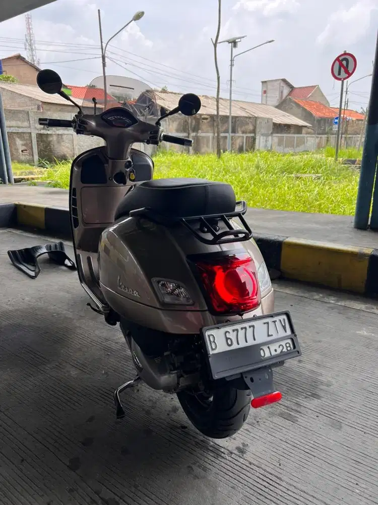 Vespa GTS Super 150 Limited Edition i-Get ABS