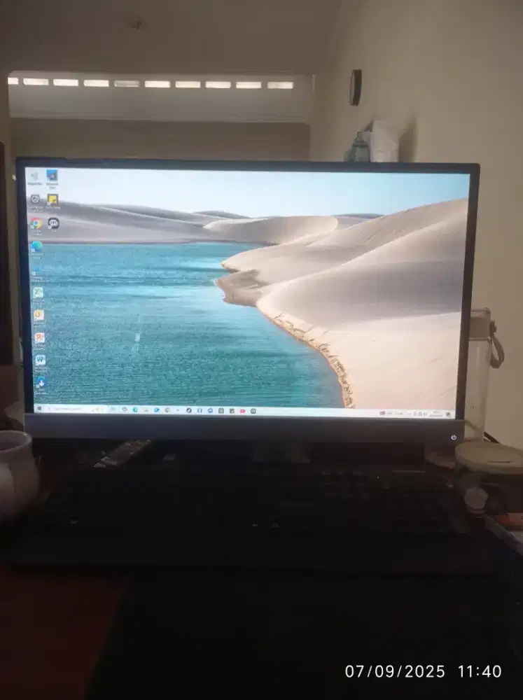 Satu set komputer i3 gen 4