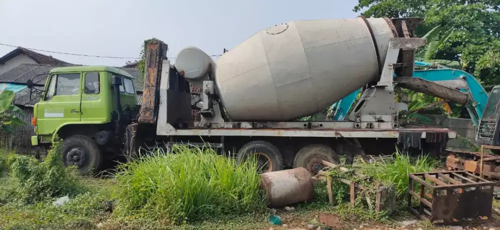 Mesin Mixer 7 kubik Hino Jumbo 97