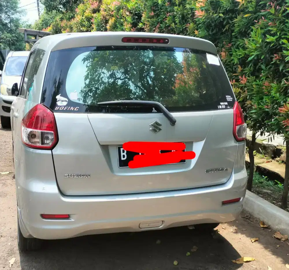 Suzuki ertiga tahun 2012 buat keluarga tersayang