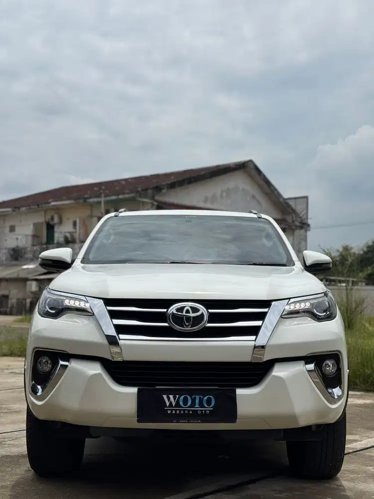 [ DP 22 jt ] Toyota Fortuner VRZ 2.4 AT Diesel 2019
