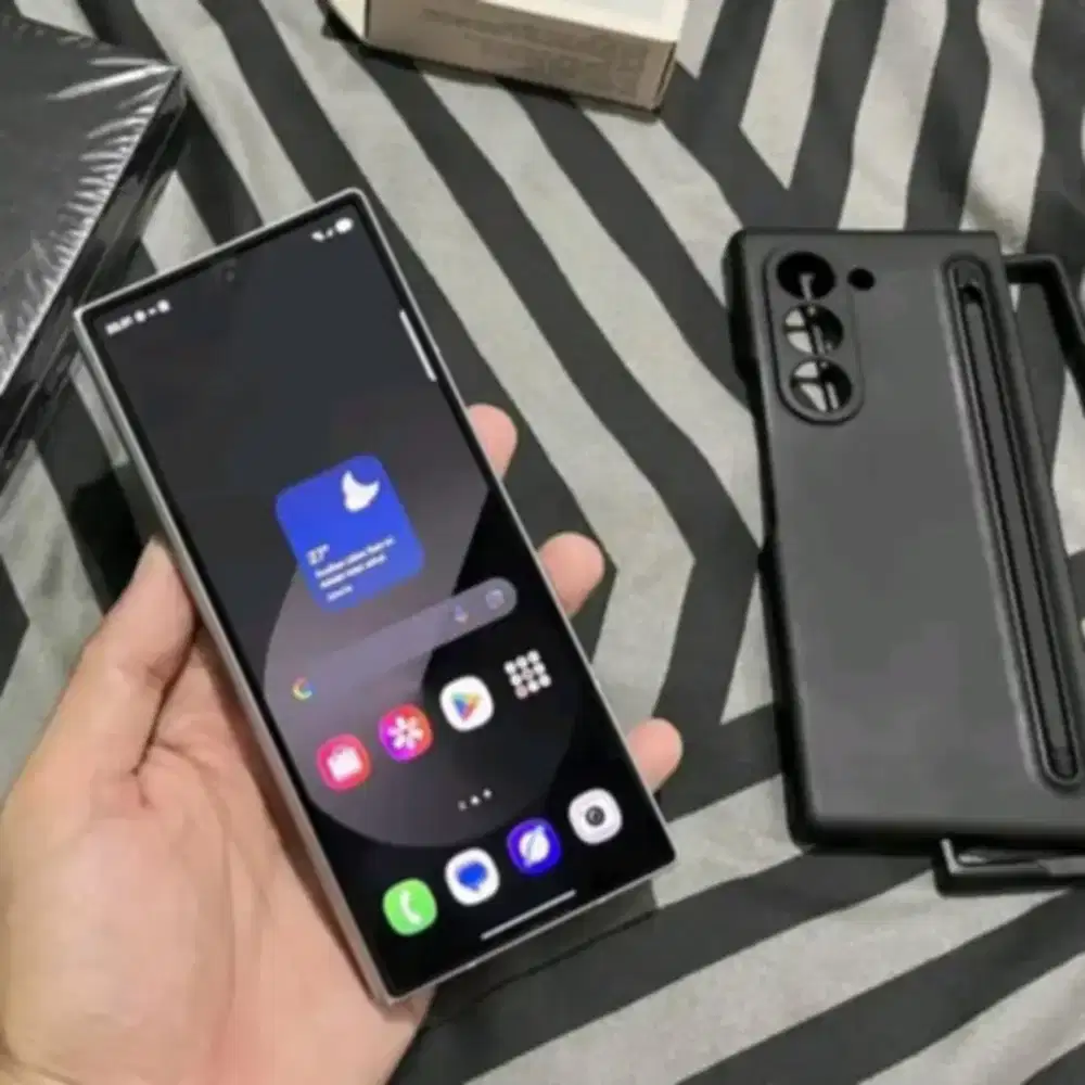 SAMSUNG Z FOLD 6