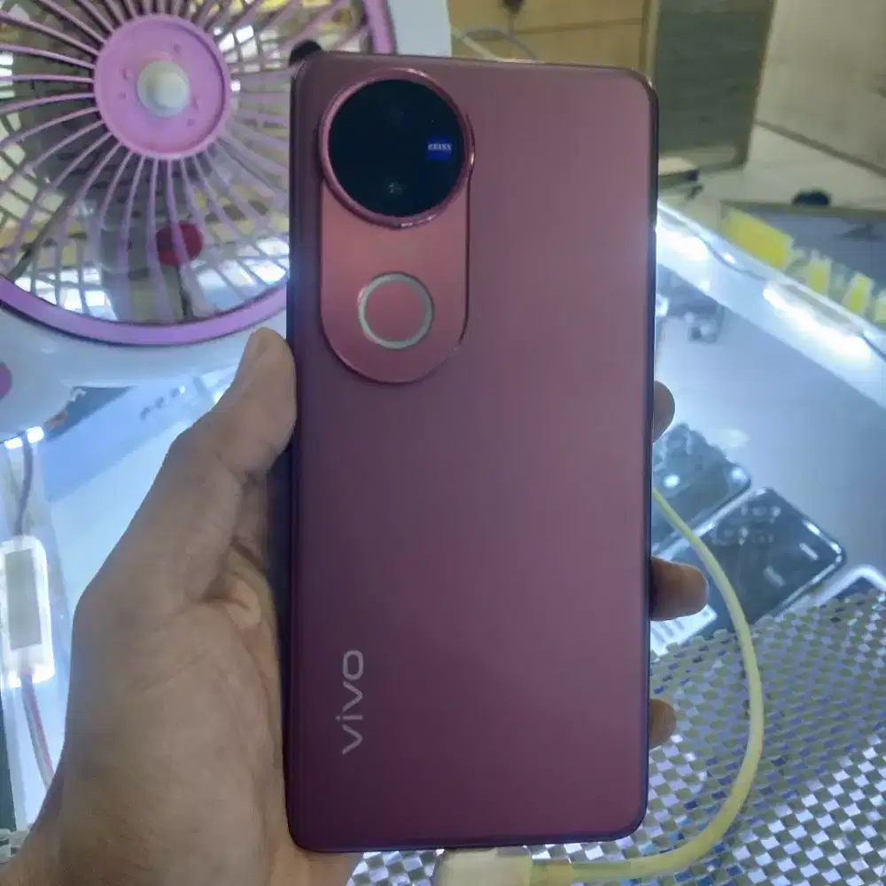 VIVO V50 5G 12/256 SUPER MULUS GARANSI ON