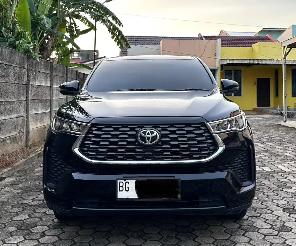 [Dp 30jt] Toyota innova Zenix V matic bensin 2022 km rendah mulus