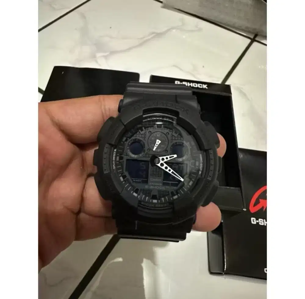 CASIO G-Shock Jam Tangan Pria GA-100-1A1DR (Baru)
