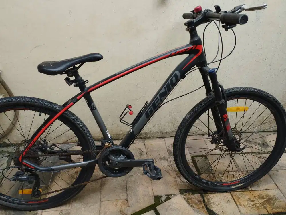 Sepeda Gunung Genio