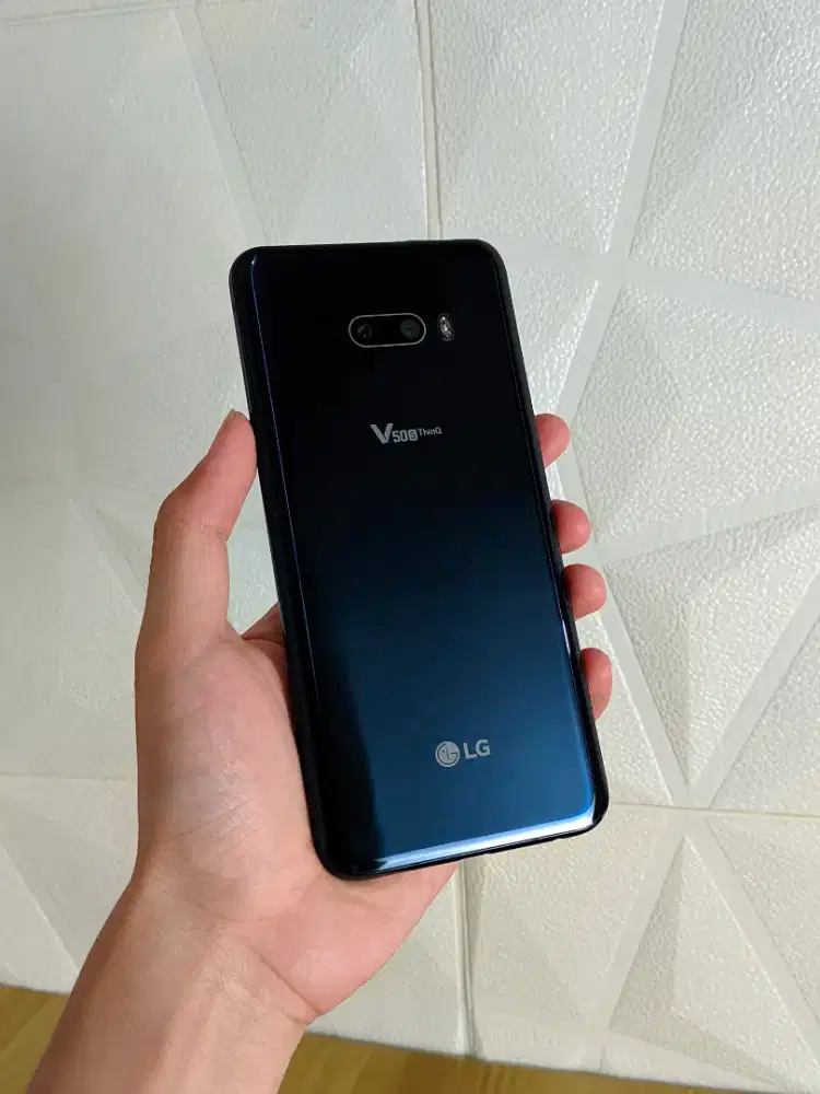 LG V50S 5G THINQ 8/256 BU