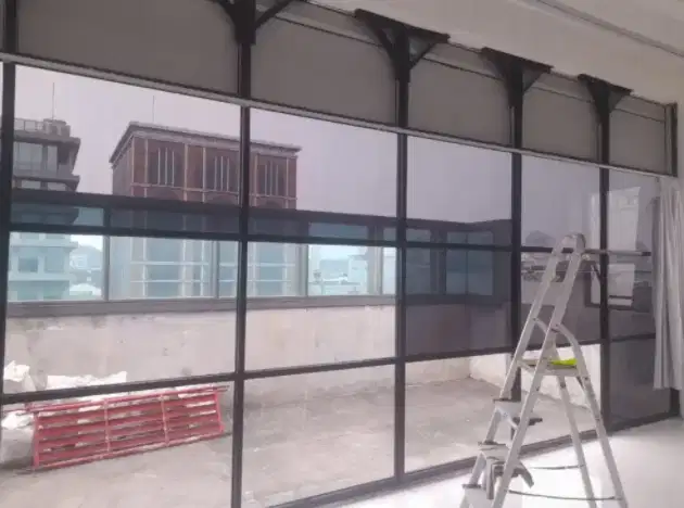 kaca film home service & stiker rumah sticker kantor sandblast gedung