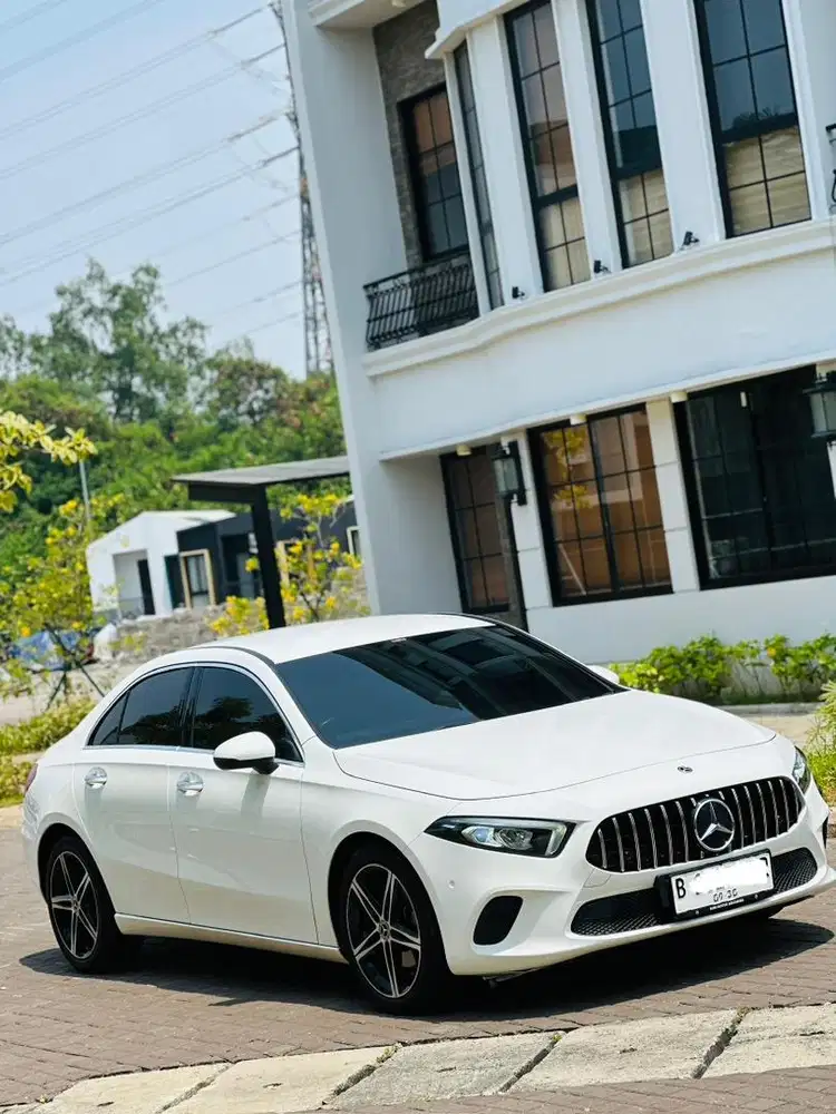 Mercedes Benz A200 2023 Harga Cash Jual BU masih garansi resmi